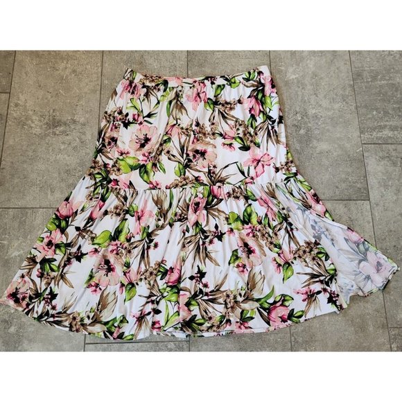 Lane Bryant Dresses & Skirts - EUC Lane Bryant Maxi Skirt Size 22/24